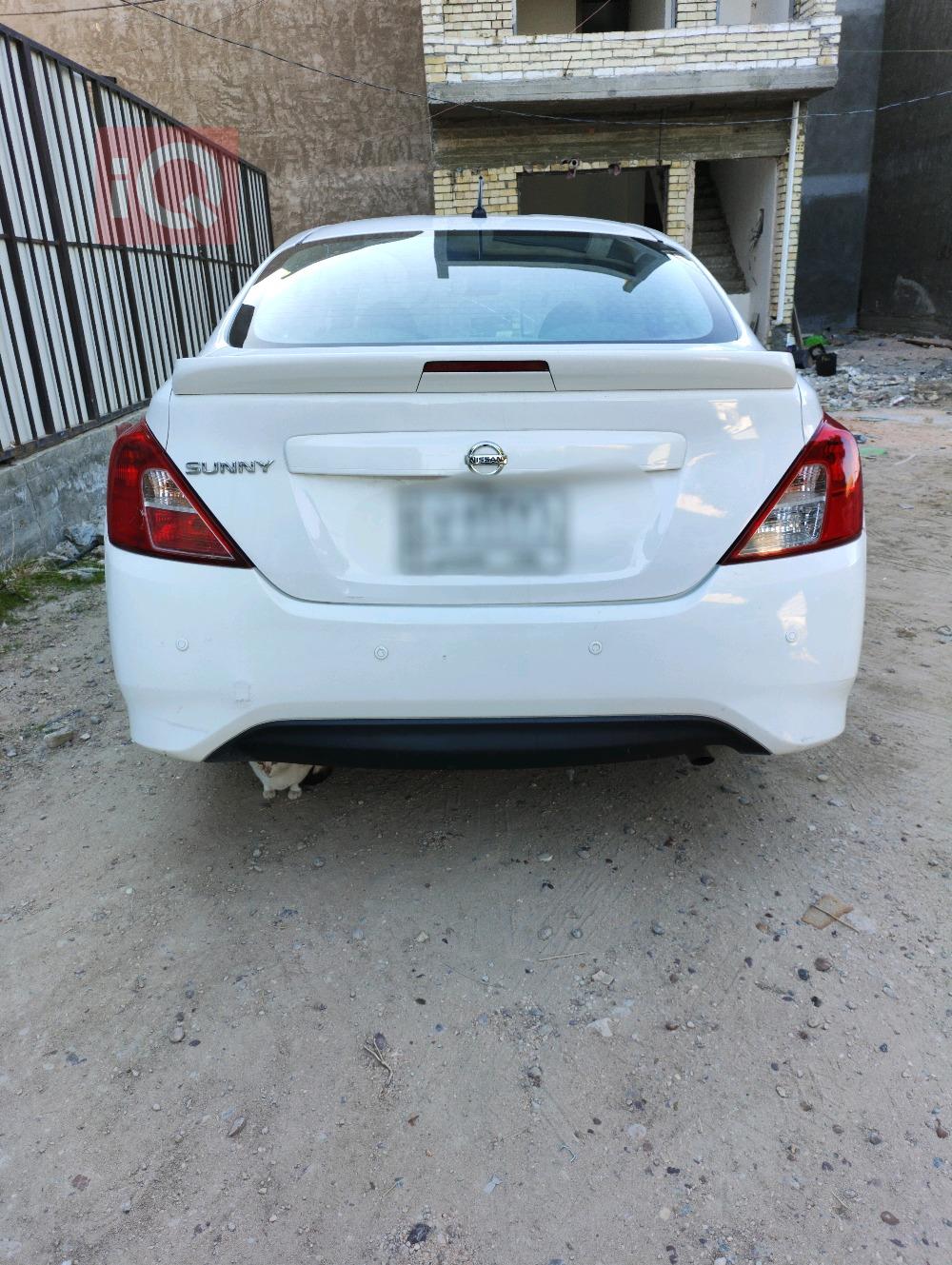 نيسان صني